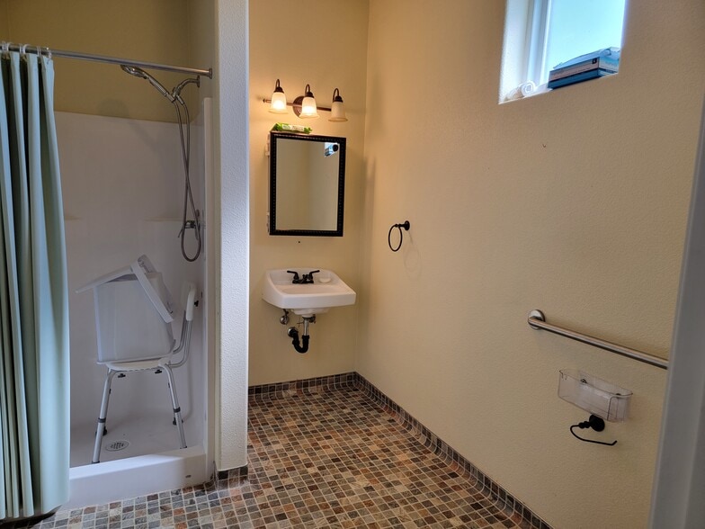 More Photos Of 4110 E Anderson St, Sierra Vista Assisted Living For Sale