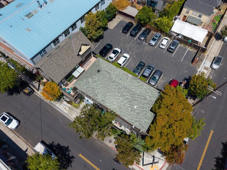More Photos Of 5500 Doyle St, Emeryville Office For Lease