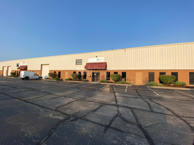 Primary Photo Of 2057 E Aurora Rd, Twinsburg Warehouse For Lease