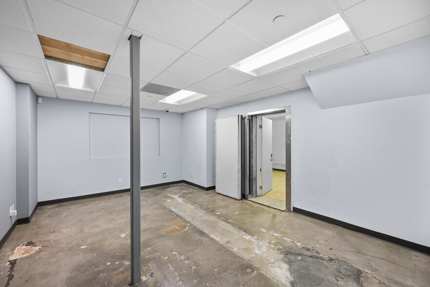 More Photos Of 2350 W Valley Blvd, Alhambra Loft Creative Space For Lease