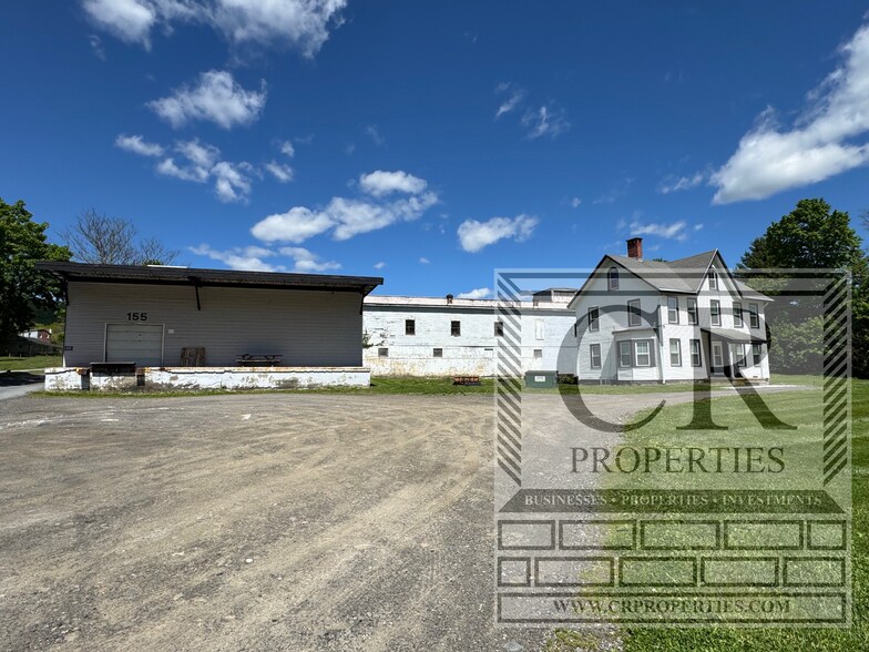 More Photos Of 155 Vineyard Ave, Highland Service For Sale