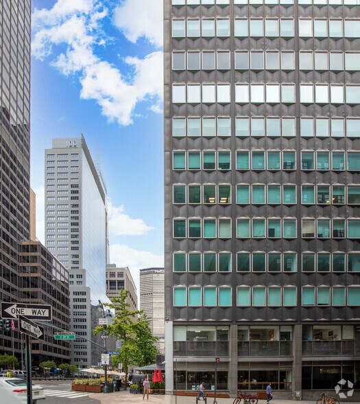 More Photos Of 99 Park Ave, New York Office For Lease