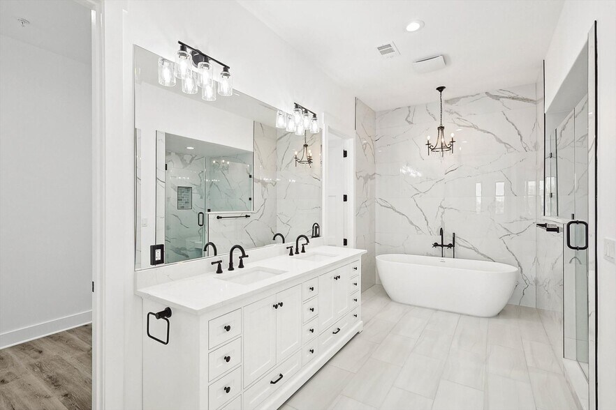 More Photos Of 767 W Main St, Coppell Storefront Retail Office For Sale