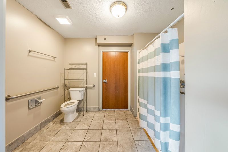 More Photos Of 80 Miller St, Centerburg Congregate Senior Housing For Sale