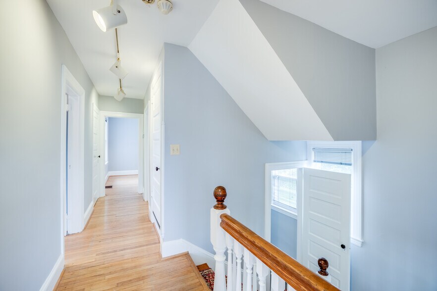 More Photos Of 913 Olney Sandy Spring Rd, Sandy Spring Office Residential For Sale