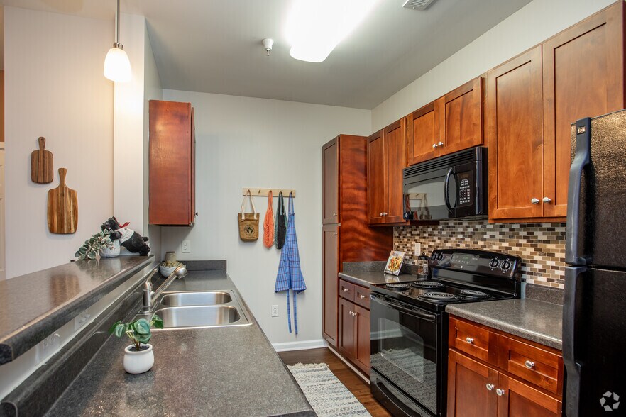 More Photos Of 1001 Hayes Ln, Holly Springs Apartments For Lease