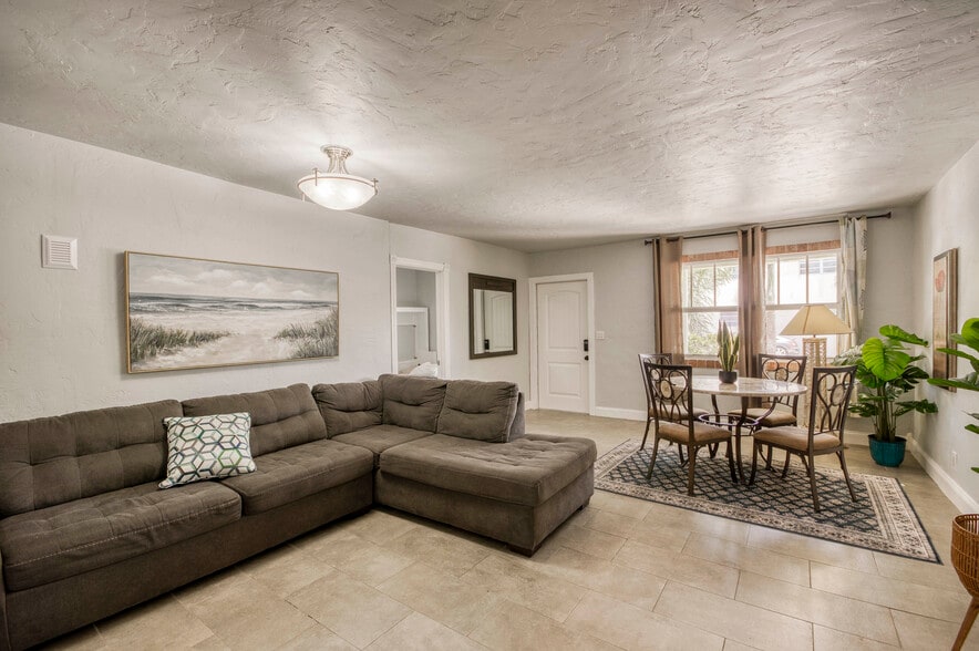 More Photos Of 130 S Ocean Breeze, Lake Worth Beach Apartments For Sale