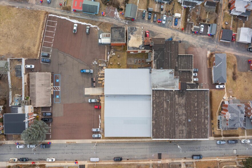 More Photos Of 38 Green St, Souderton Industrial For Sale