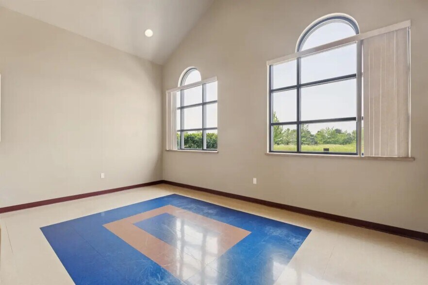 More Photos Of 180 Knights Way, Fond Du Lac Medical For Sale