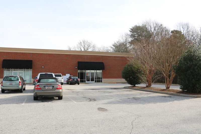 More Photos Of 845 S Buncombe Rd, Greer General Retail For Sale