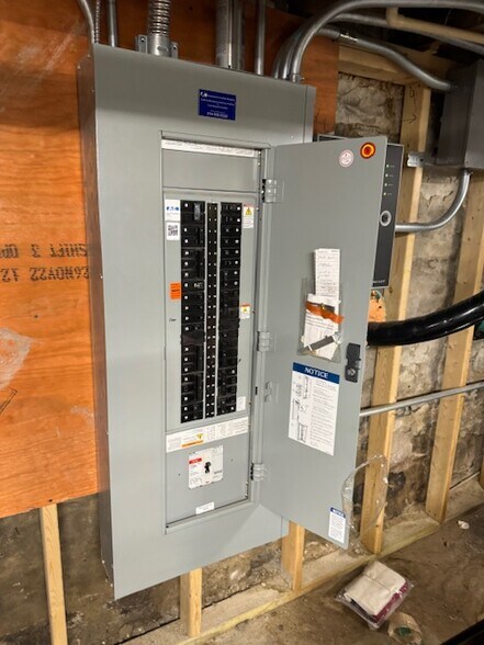 More Photos Of 701 S Broadway, Saint Louis Restaurant For Sale