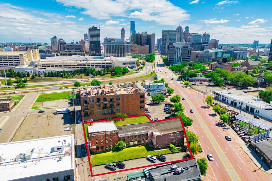 More Photos Of 1350 Michigan Ave, Detroit Apartments For Lease