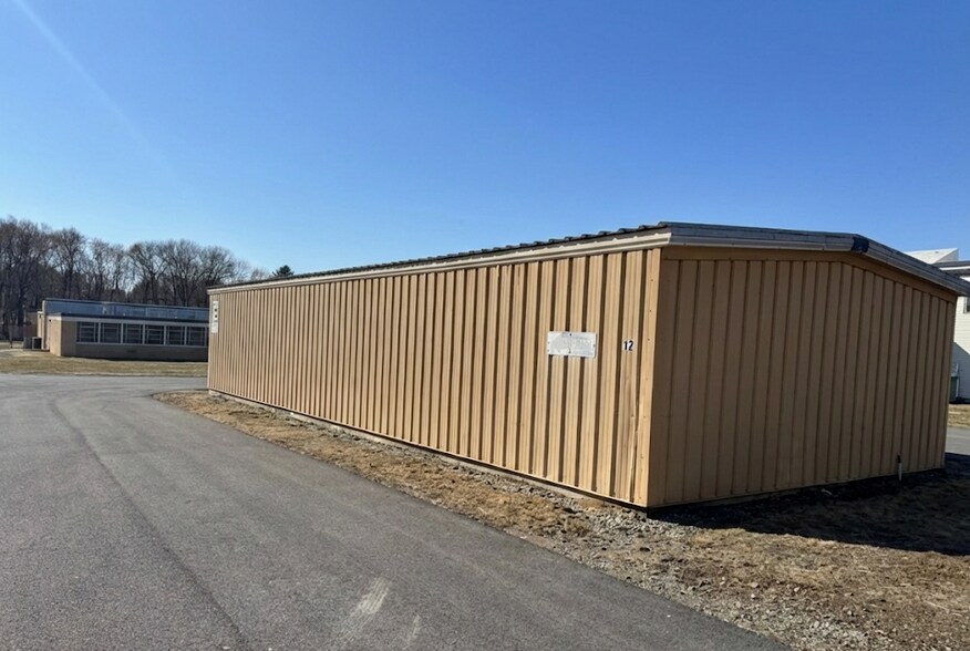 More Photos Of 28 Draper Ln, Canton Manufacturing For Lease
