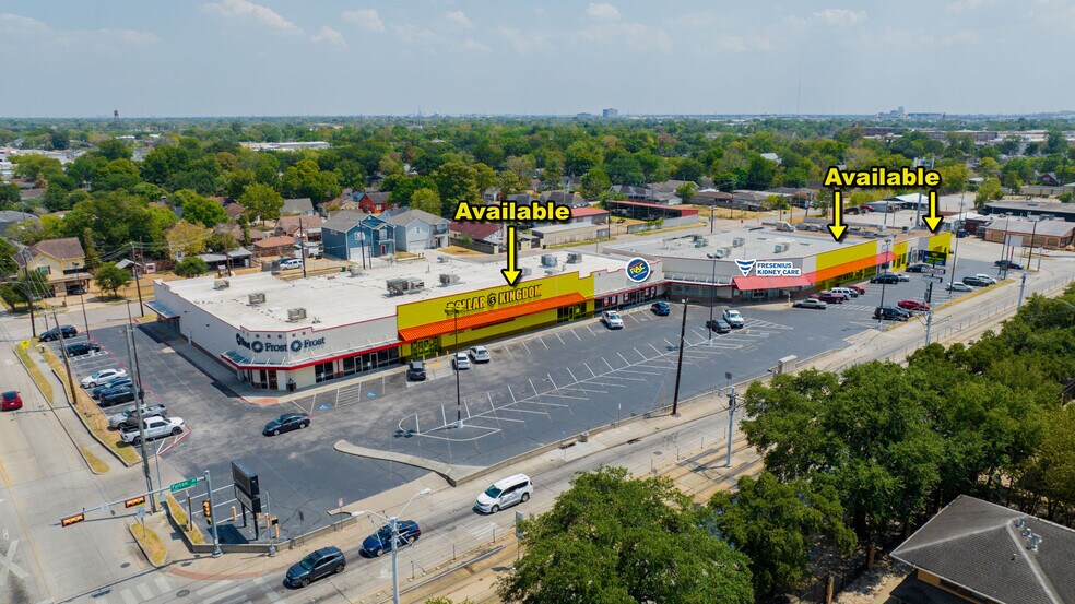 Primary Photo Of 2902-2990 Fulton St, Houston Unknown For Lease