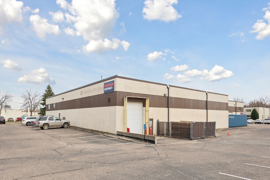 More Photos Of 1 Premier Dr, Long Lake Manufacturing For Sale