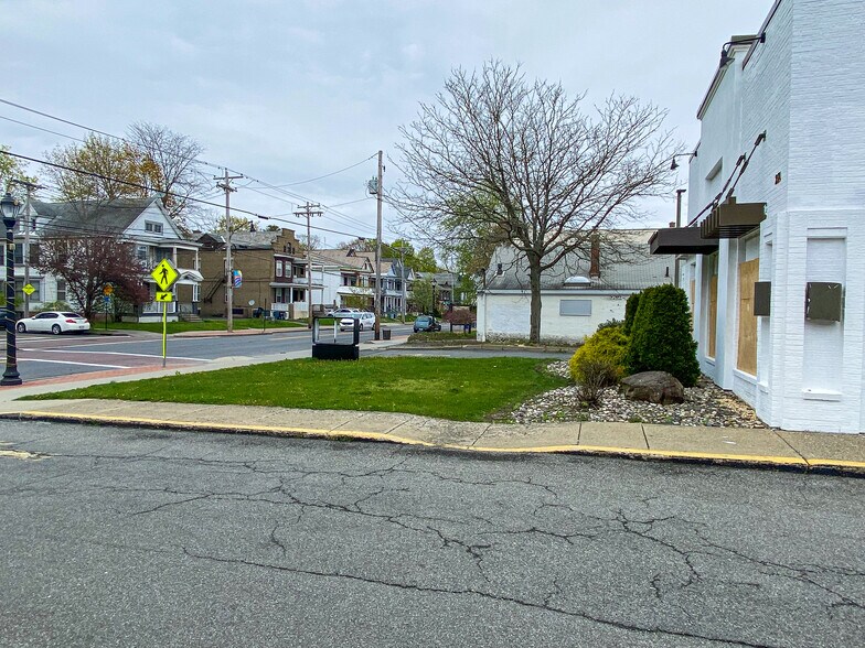 More Photos Of 274 Delaware Ave, Albany Fast Food For Lease