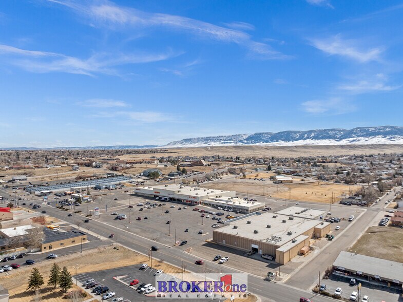 More Photos Of 2135 E 12th St, Casper Unknown For Lease