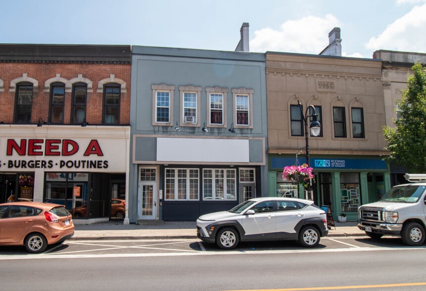 More Photos Of 108 St Paul St E, St Catharines Storefront Retail Office For Lease