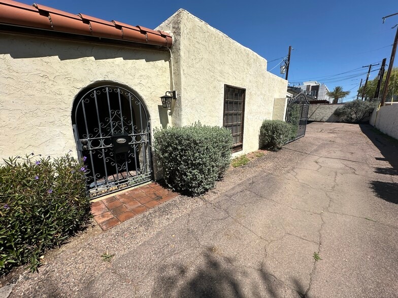 More Photos Of 4445 N 24th St, Phoenix Loft Creative Space For Sale