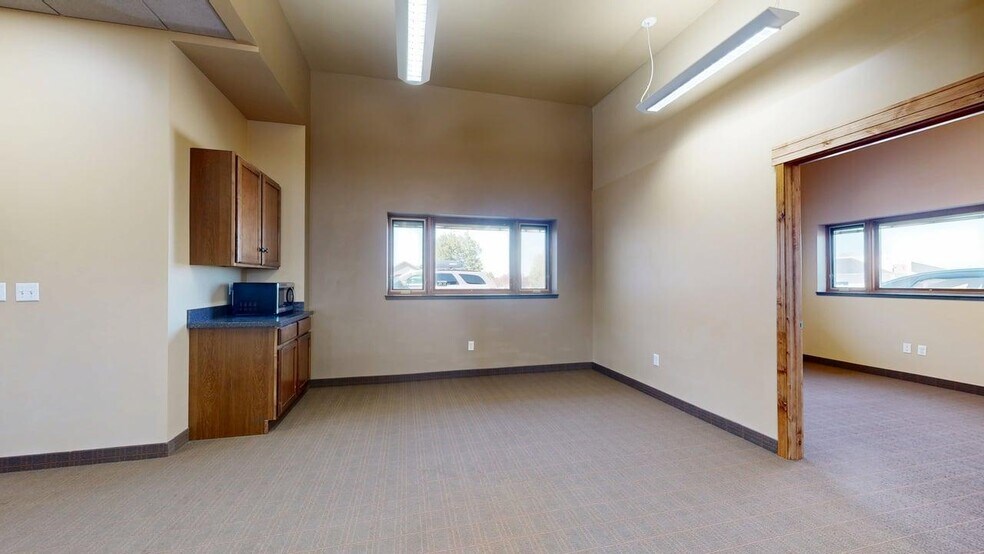 More Photos Of 1668 Gleneagles Blvd, Billings Office For Sale