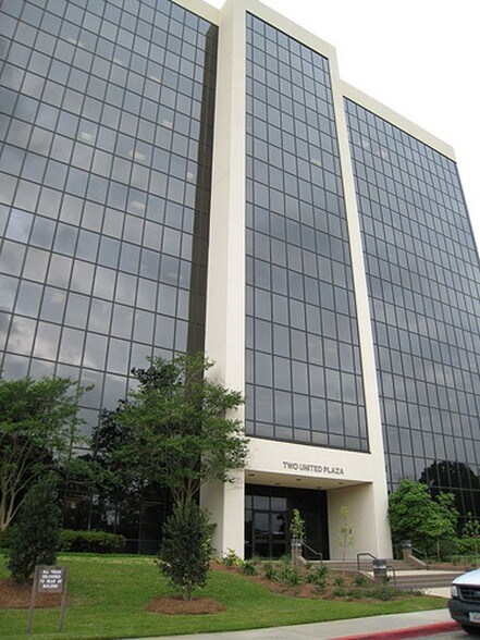 More Photos Of 8550 United Plaza Blvd, Baton Rouge Office For Lease