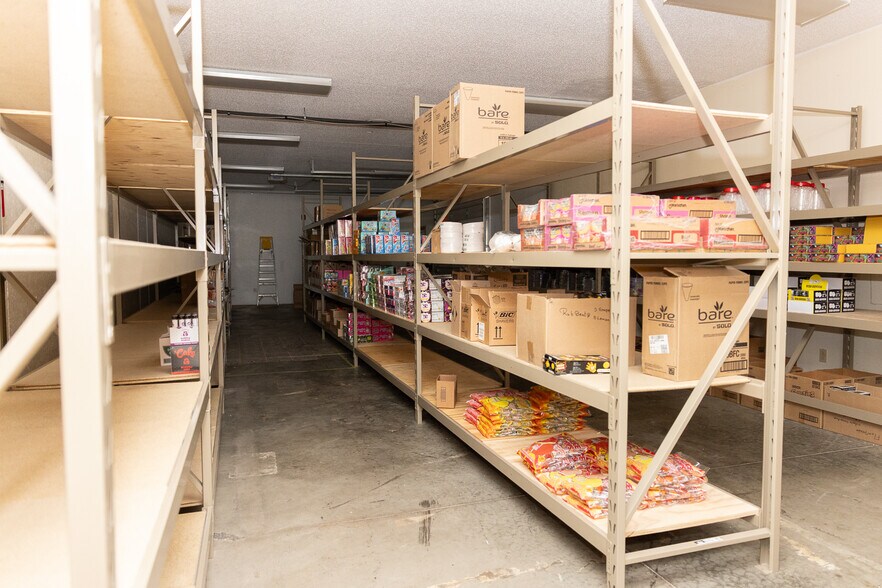 More Photos Of 493 Bev Rd, Youngstown Warehouse For Sale