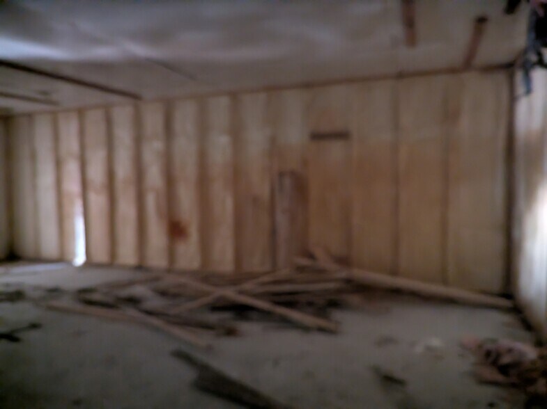 More Photos Of 2416 E Huron Rd, Au Gres Storefront Retail Office For Sale