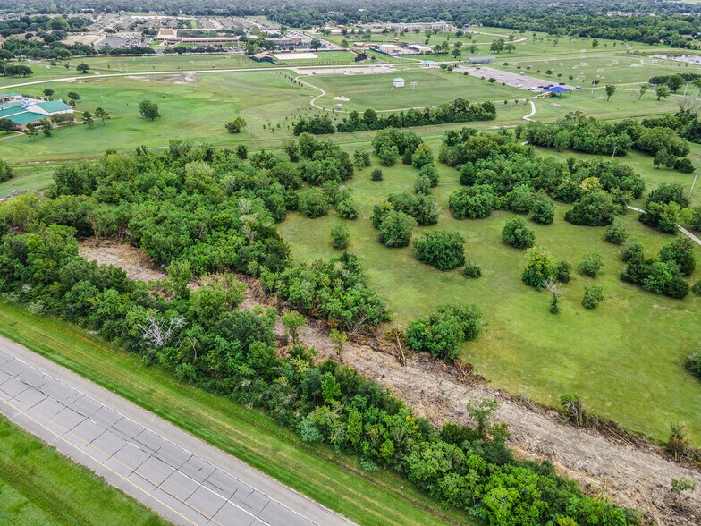 More Photos Of 3111 TX-35 Loop, Alvin Land For Sale