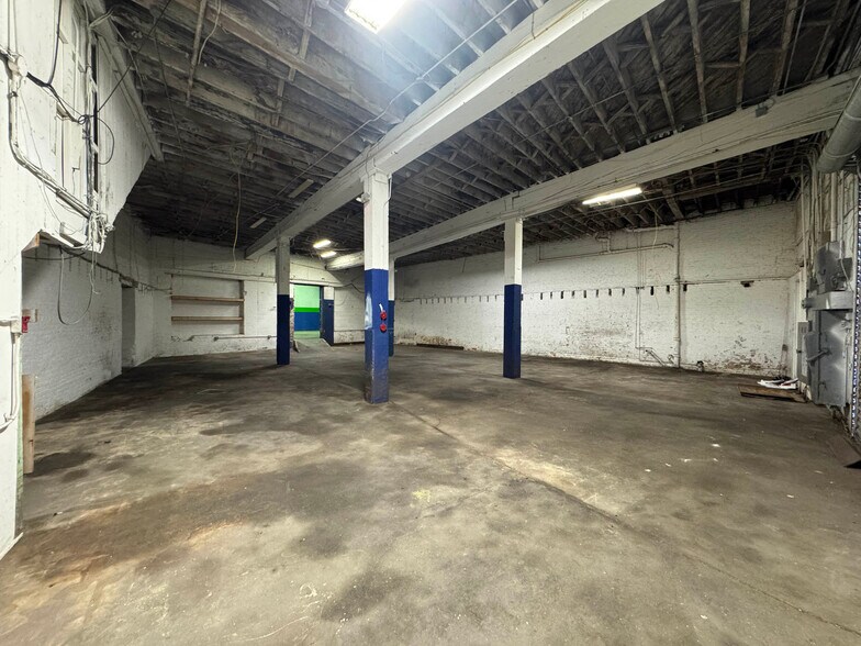 More Photos Of 1149 Watson St, Baltimore Warehouse For Sale