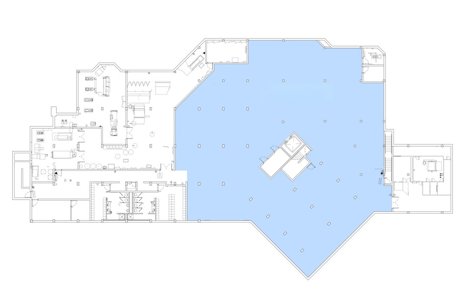 More Photos Of 135 S Main St, High Point Hotel For Lease