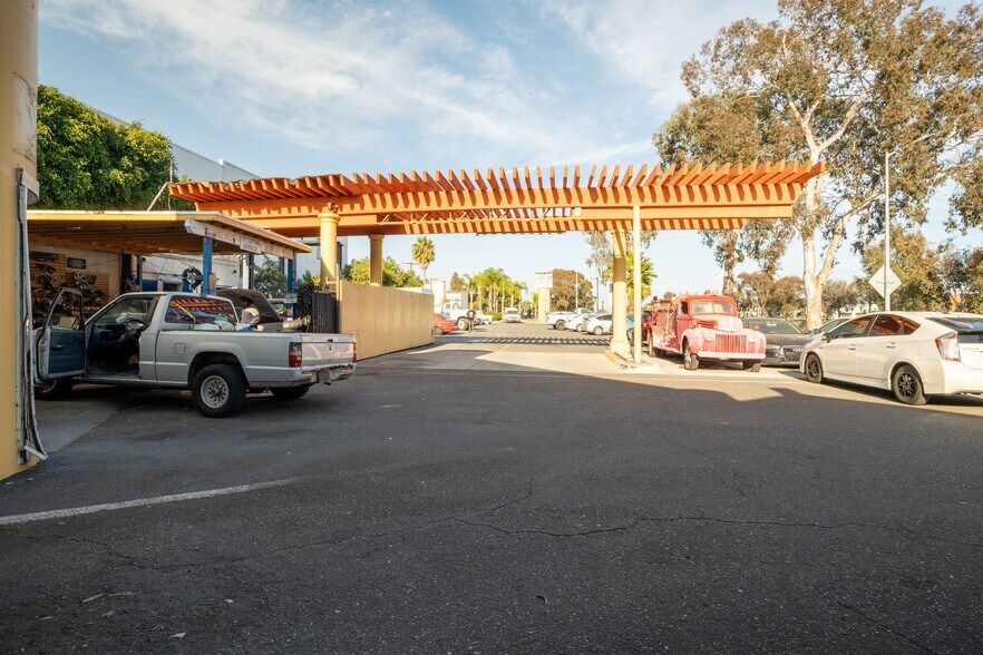 More Photos Of 2285 Newport Blvd, Costa Mesa Carwash For Lease
