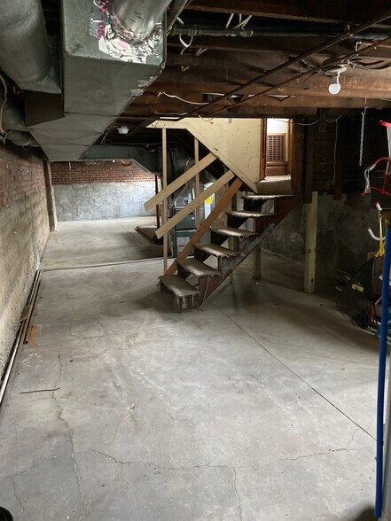 More Photos Of 333 E 18th Ave, Columbus Apartments For Sale