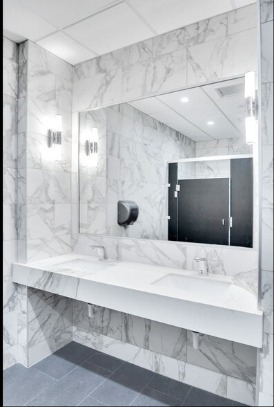 More Photos Of 111 Washington St, Paterson Medical For Lease