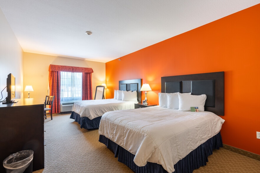 More Photos Of 22500 Rhea County Hwy, Spring City Hotel For Sale