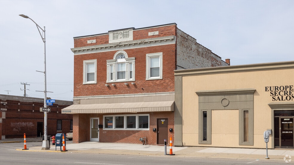 More Photos Of 11901 Joseph Campau St, Hamtramck Storefront Retail Office For Lease