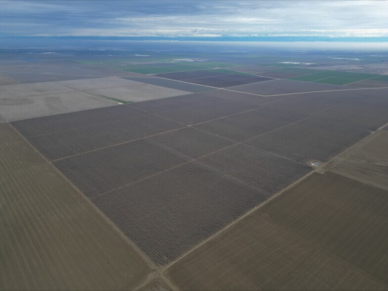 More Photos Of S Lake & W Cerrini + W Harlan & Mt. Whitney Aves w, Five Points Land For Sale