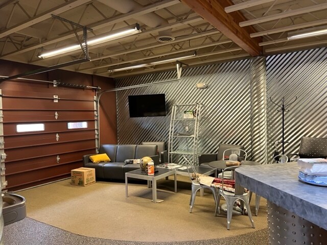 More Photos Of 1090 E Lakeshore Dr, Coeur d'Alene Office For Lease
