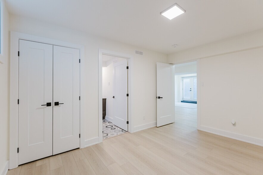 More Photos Of 62 Columbus Av, Ottawa Multifamily For Sale