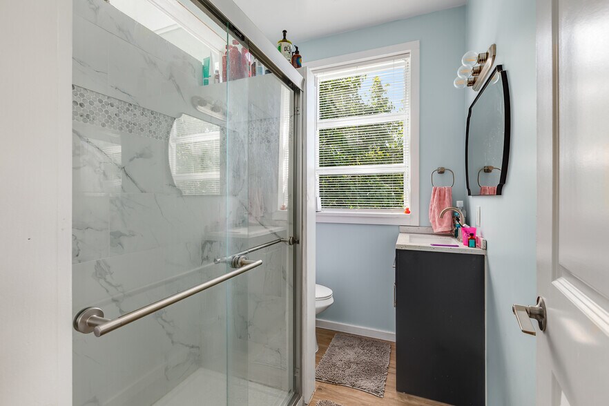 More Photos Of 402 appelrouth Ln, Key West Office Residential For Sale