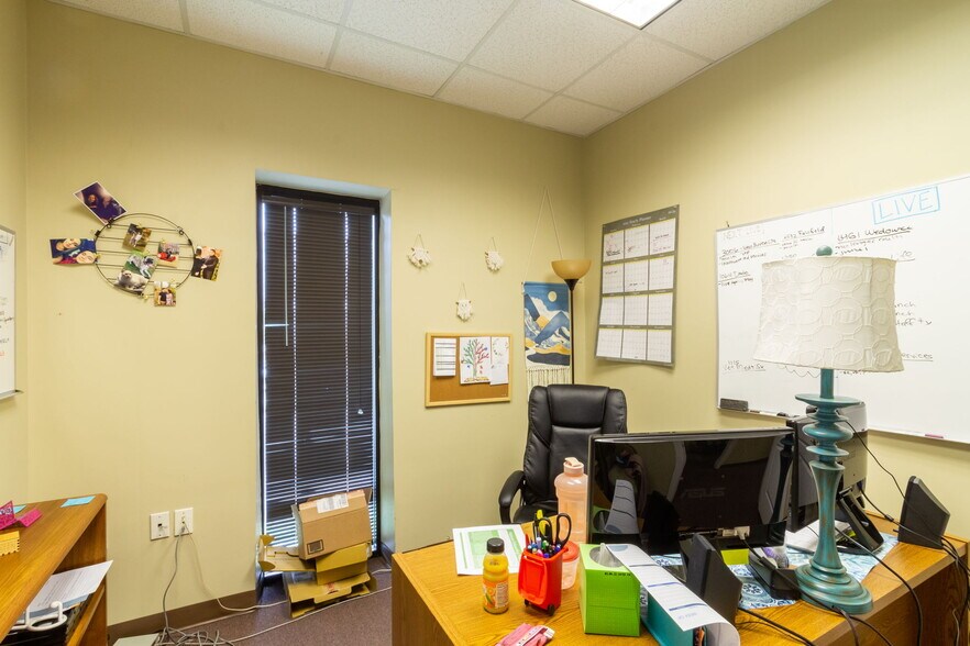 More Photos Of 94 E Crogan St, Lawrenceville Office For Lease