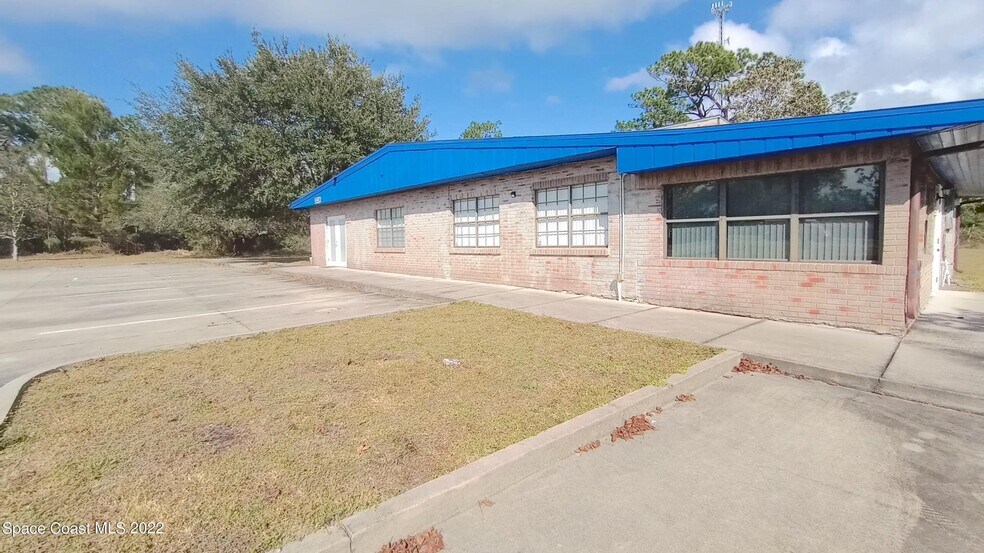 More Photos Of 3239 Hwy 1 N, Mims Office For Lease