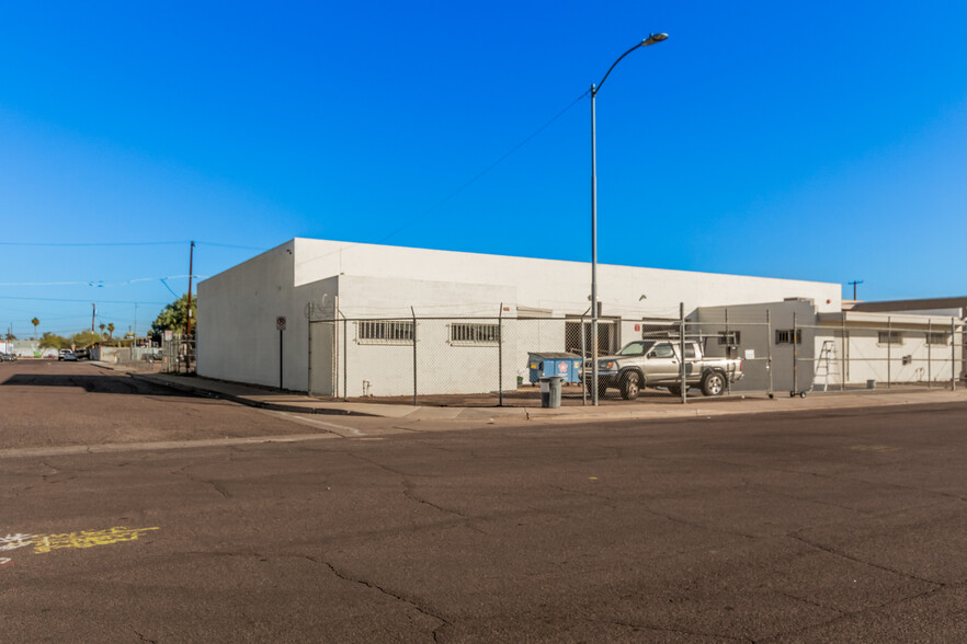 Primary Photo Of 1614-1618 E Jackson St, Phoenix Warehouse For Lease