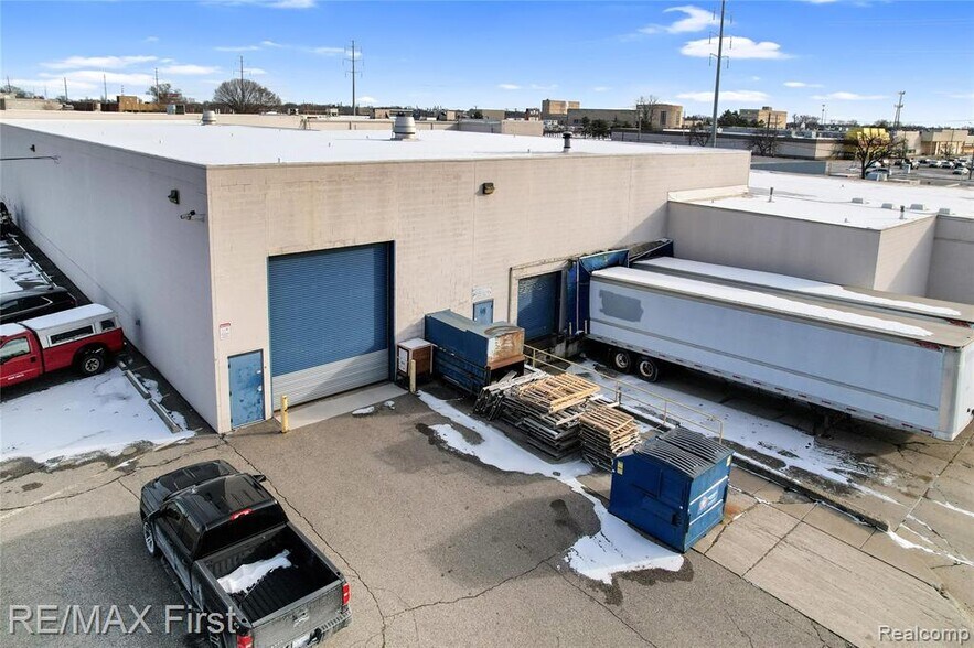 More Photos Of 8655 E 8 Mile Rd, Warren Warehouse For Sale