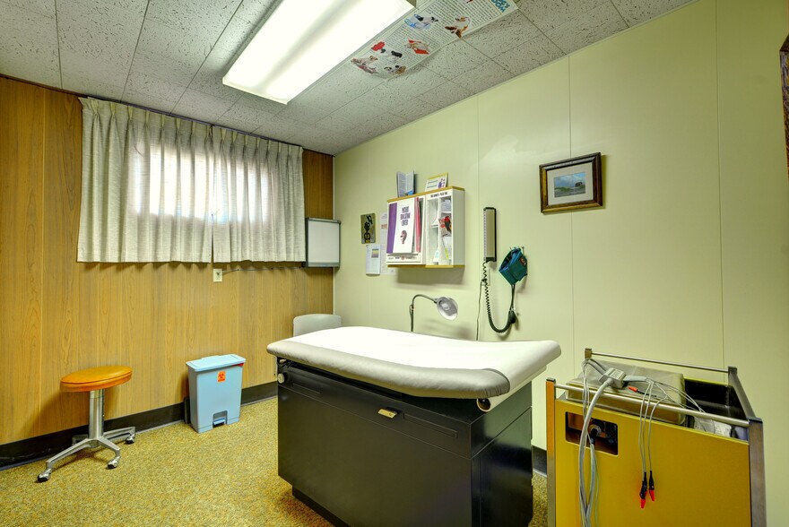 More Photos Of 403 S Granite Ave, Granite Falls Medical For Lease