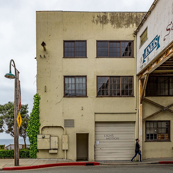 More Photos Of 300 Cannery Row, Monterey Warehouse For Lease