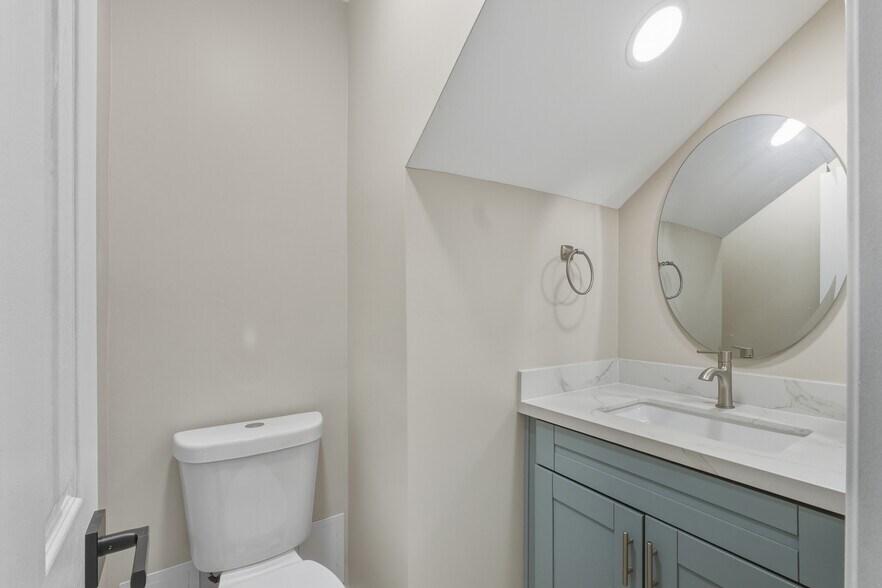 More Photos Of 7125 Waite Dr, La Mesa Apartments For Sale