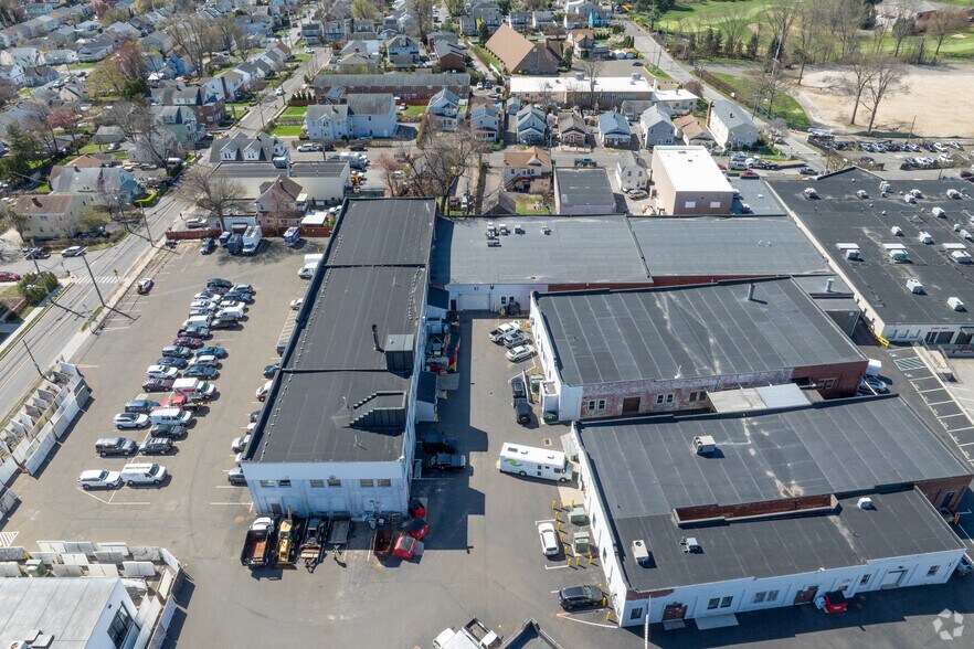 More Photos Of 425 Fairfield Ave, Stamford Manufacturing For Lease