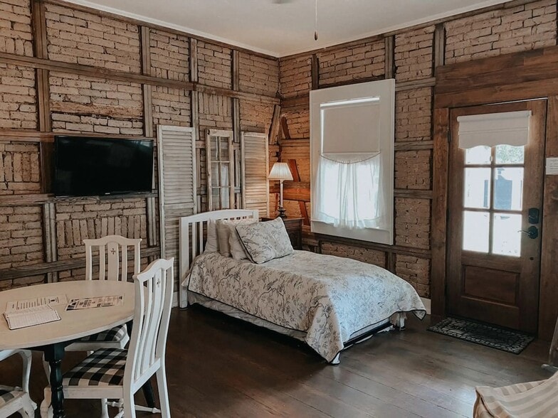 More Photos Of , New Braunfels Unknown For Sale