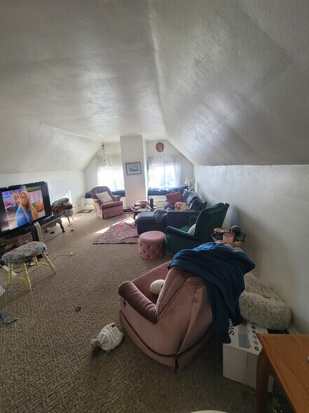 More Photos Of 1109 E 3rd St, Duluth Apartments For Sale