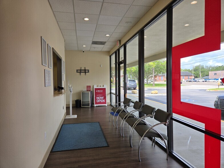 More Photos Of 7620 Gunn Hwy, Tampa Unknown For Lease